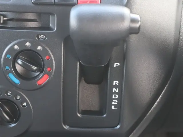 トヨタ ライトエースバン DBF-S402M(2WD)の写真38