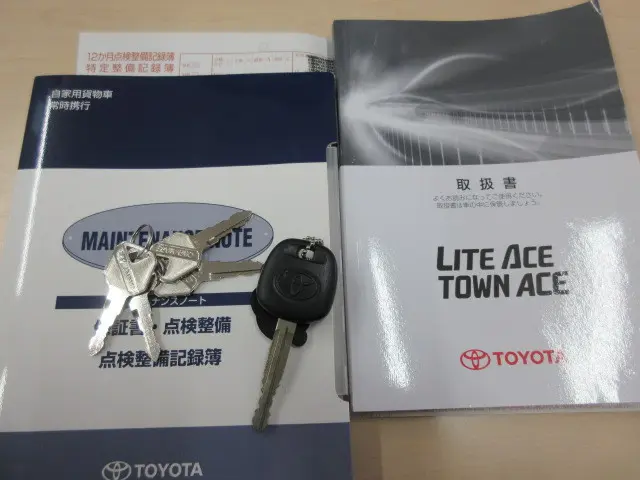 トヨタ ライトエースバン DBF-S402M(2WD)の写真45