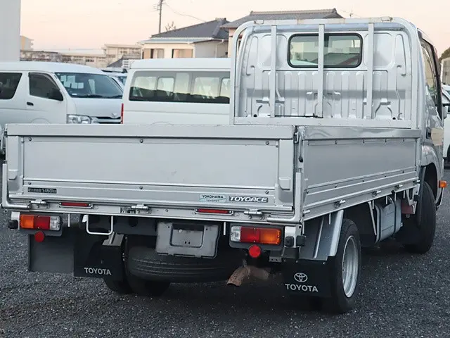 トヨタ トヨエース QDF-KDY231(2WD)の写真3