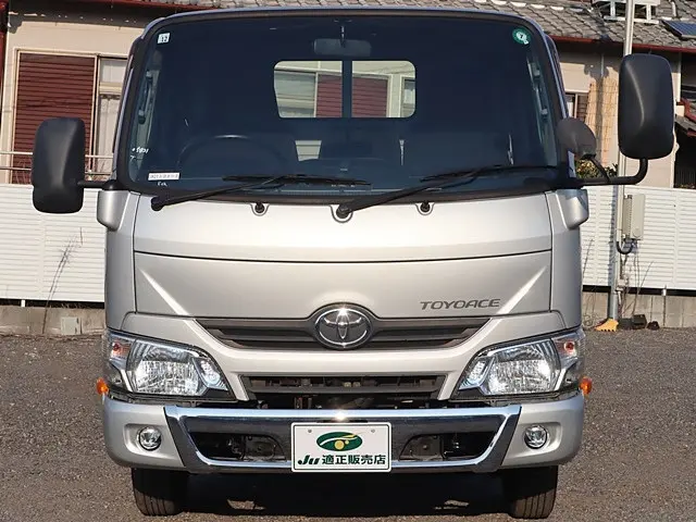 トヨタ トヨエース QDF-KDY231(2WD)の写真3