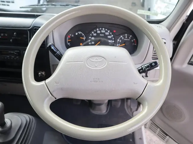 トヨタ トヨエース ABF-TRY220(2WD)の写真35