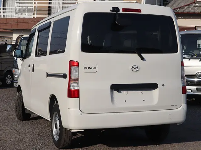 マツダ ボンゴバン 5BF-S403Z(2WD)の写真2