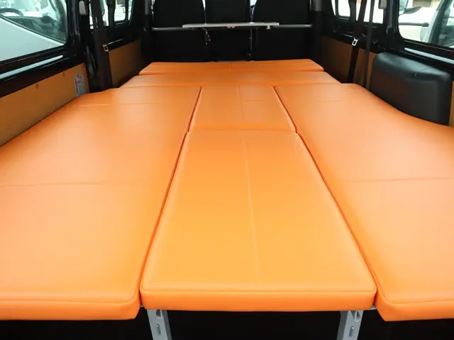 トヨタ ハイエースバン 3BF-TRH200V(2WD)の写真13