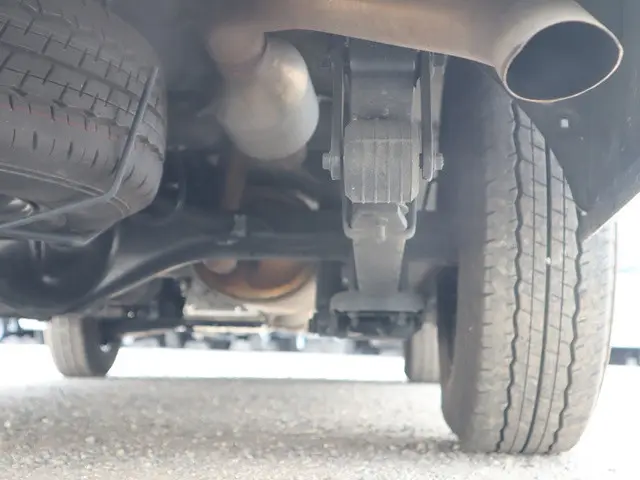 トヨタ ハイエースバン 3BF-TRH200V(2WD)の写真33