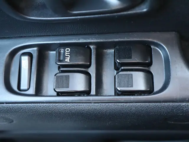 ダイハツ ハイゼットバン 3BD-S331V(4WD)の写真48