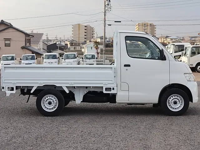 トヨタ ライトエーストラック DBF-S402U(2WD)の写真8