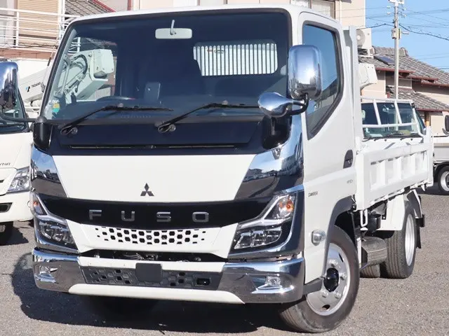 三菱 キャンター 2RG-FBA30(2WD)の写真1