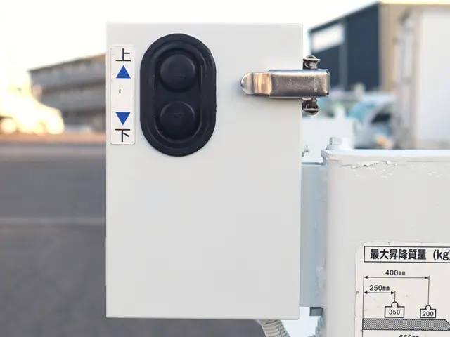 ダイハツ ハイゼットトラック EBD-S500P(2WD)の写真14