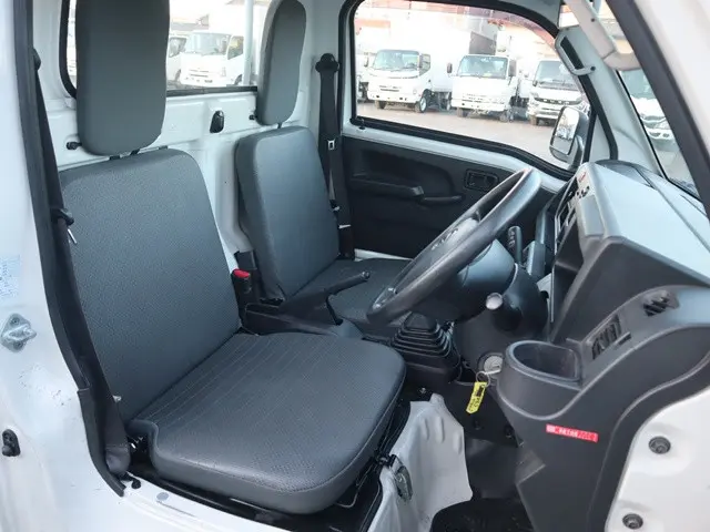 ダイハツ ハイゼットトラック EBD-S500P(2WD)の写真30