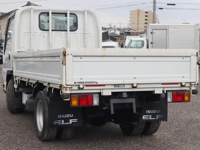 いすゞ エルフ TKG-NJR85A(2WD)の写真3