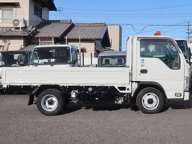 いすゞ エルフ TKG-NJR85A(2WD)の写真8