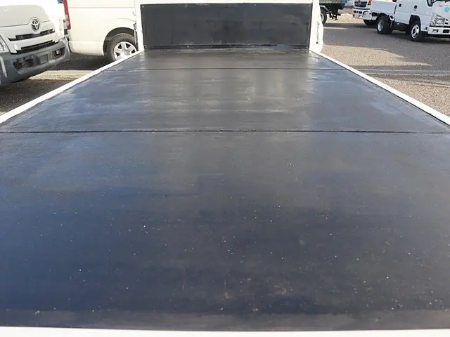 いすゞ エルフ TKG-NJR85A(2WD)の写真12