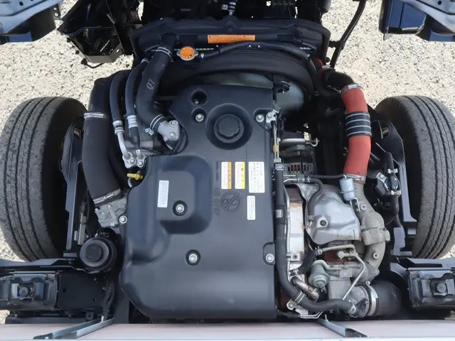 いすゞ エルフ TKG-NJR85A(2WD)の写真15