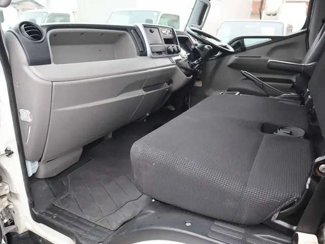 日産 アトラス TRG-FEB8W(2WD)の写真38