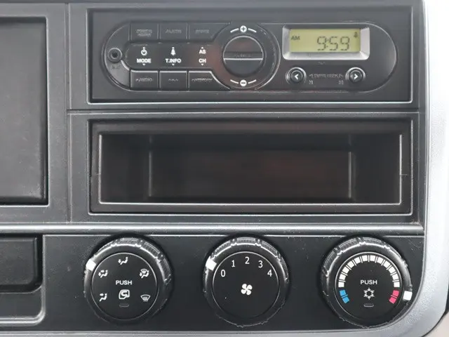 日産 アトラス TRG-FEB8W(2WD)の写真42