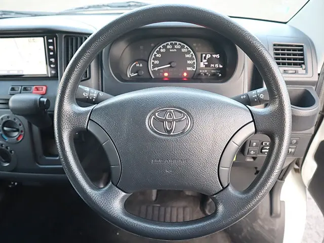 トヨタ タウンエースバン 5BF-S413M(4WD)の写真4