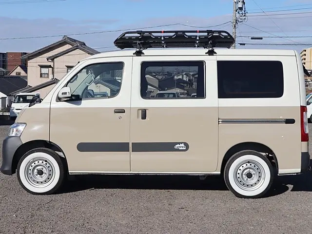 トヨタ タウンエースバン 5BF-S413M(4WD)の写真9