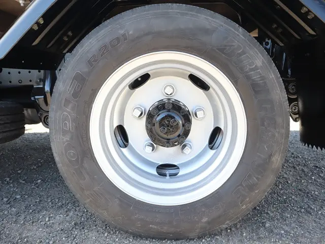 三菱 キャンター 2RG-FBA20(2WD)の写真28