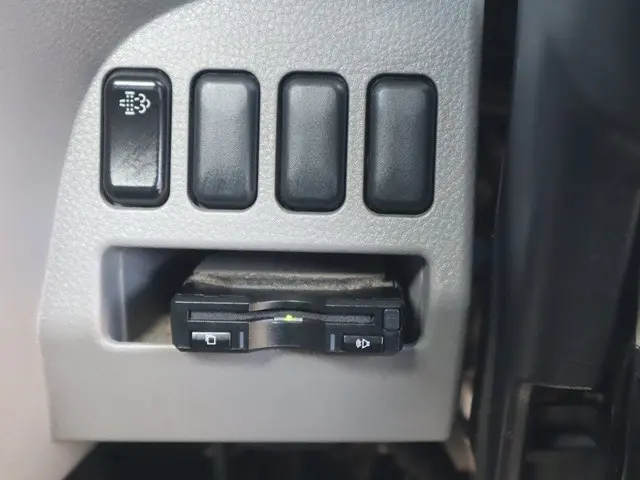 三菱 キャンター 2RG-FBA20(2WD)の写真39