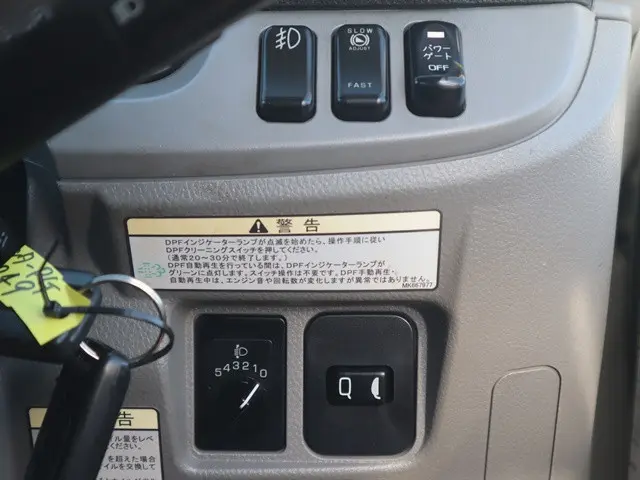 三菱 キャンター 2RG-FBA20(2WD)の写真41