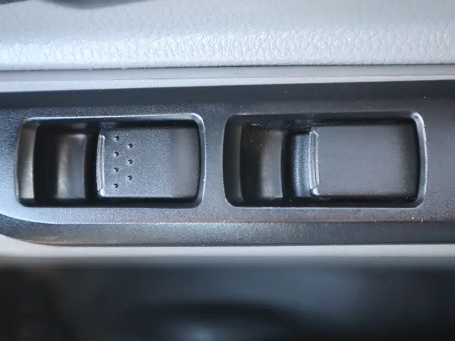 三菱 キャンター 2RG-FBA20(2WD)の写真42