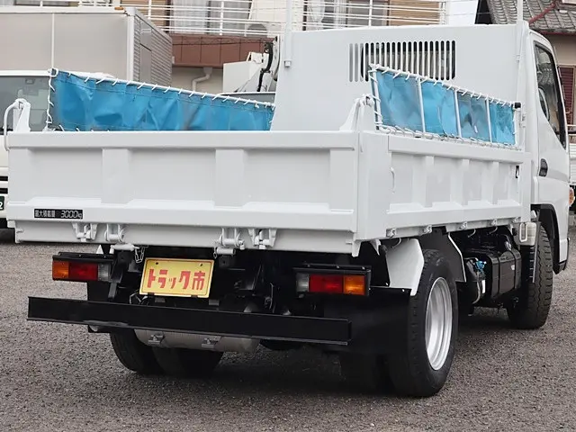 三菱 キャンター 2PG-FBA60(2WD)の写真5