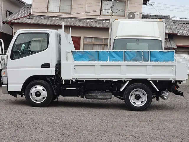 三菱 キャンター 2PG-FBA60(2WD)の写真9