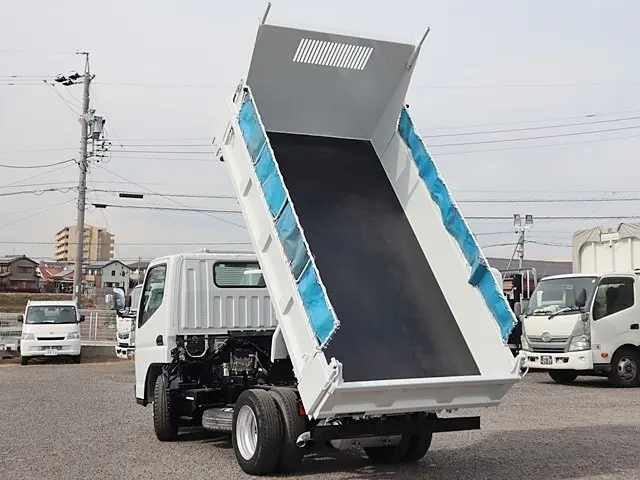 三菱 キャンター 2PG-FBA60(2WD)の写真11