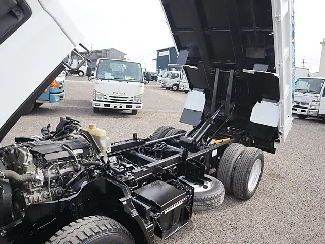 三菱 キャンター 2PG-FBA60(2WD)の写真12