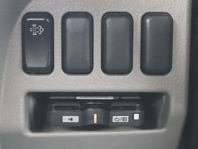 三菱 キャンター 2PG-FBA60(2WD)の写真38
