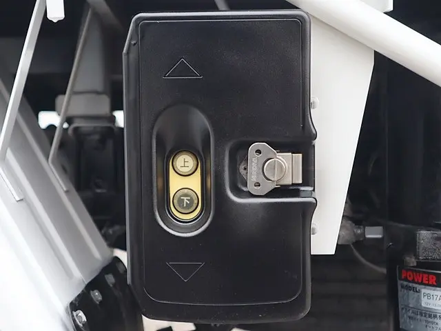 日産 アトラス TKG-SZ2F24(2WD)の写真14