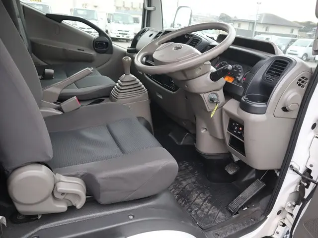 日産 アトラス TKG-SZ2F24(2WD)の写真31