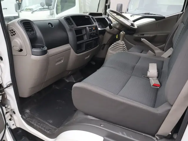 日産 アトラス TKG-SZ2F24(2WD)の写真33