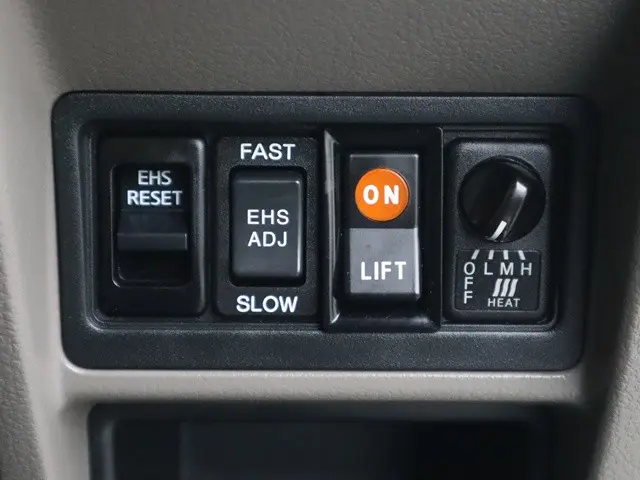 日産 アトラス TKG-SZ2F24(2WD)の写真39