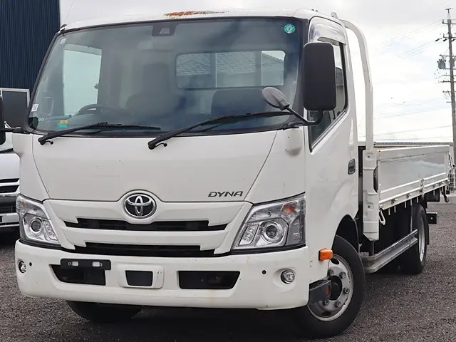 トヨタ ダイナ 2RG-XZU712(2WD)の写真1