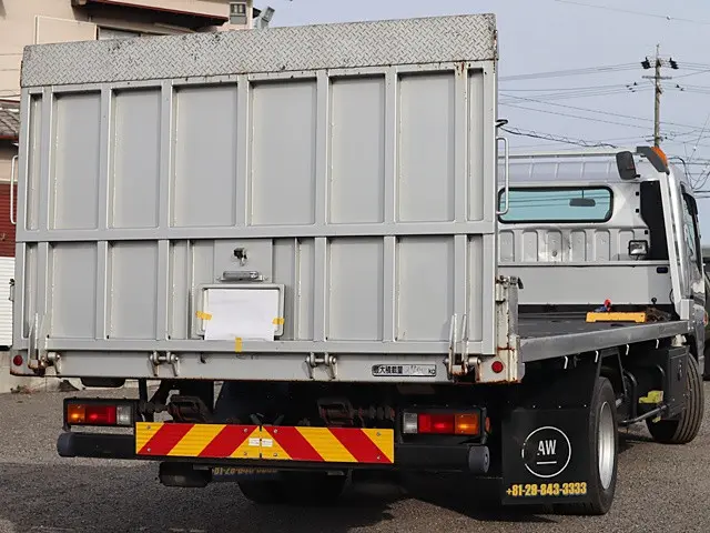 三菱 キャンター 2PG-FEB80(2WD)の写真3