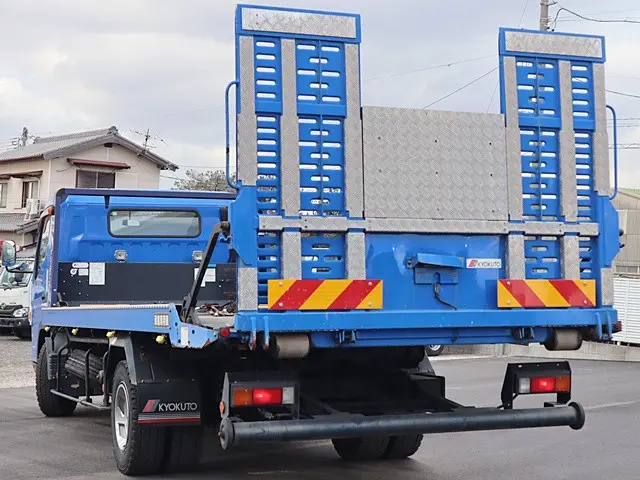 三菱 キャンター TPG-FEB80(2WD)の写真2