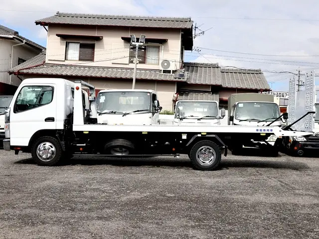三菱 キャンター TPG-FEB80(2WD)の写真9