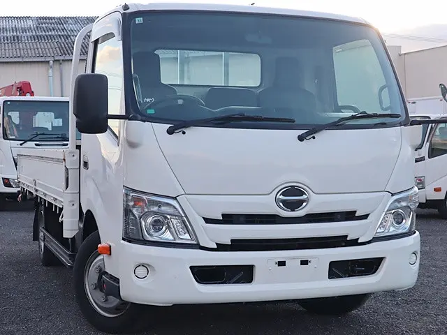 日野 デュトロ 2RG-XZU710M(2WD)の写真1