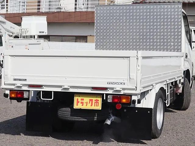 トヨタ トヨエース QDF-KDY231(2WD)の写真5