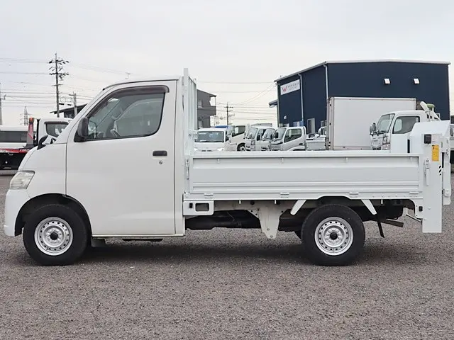 トヨタ ライトエーストラック ABF-S402U改(2WD)の写真9
