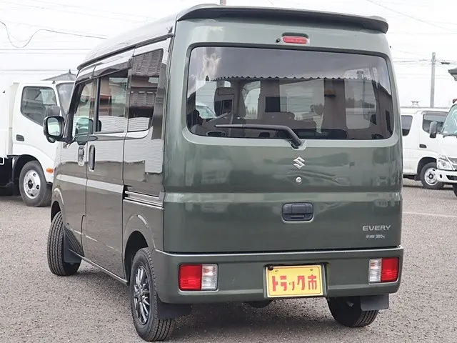 スズキ エブリイ EBD-DA17V(4WD)の写真7
