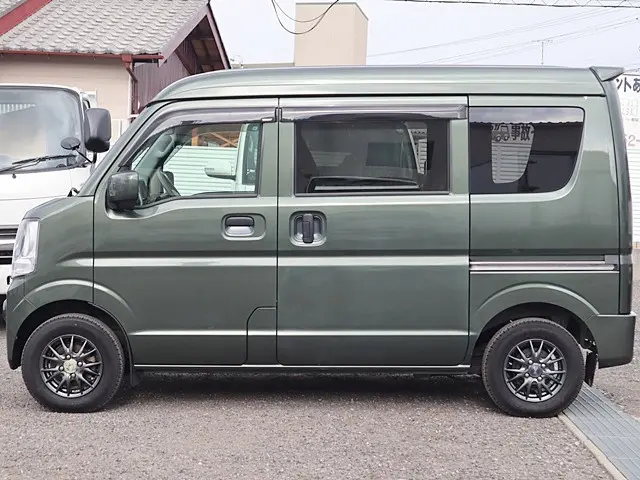 スズキ エブリイ EBD-DA17V(4WD)の写真9