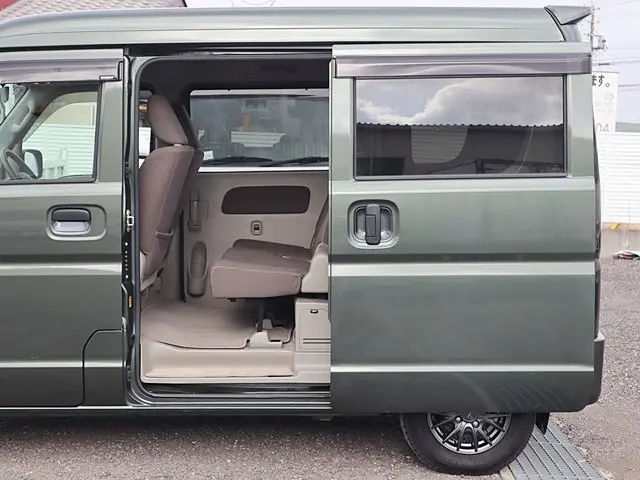 スズキ エブリイ EBD-DA17V(4WD)の写真13