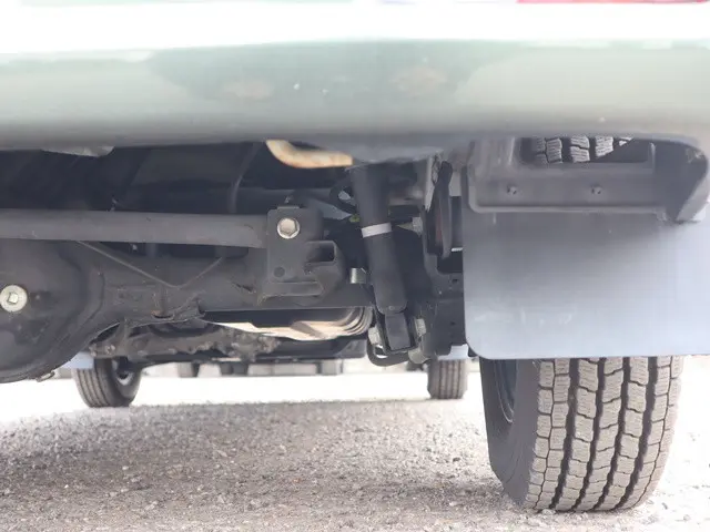 スズキ エブリイ EBD-DA17V(4WD)の写真32