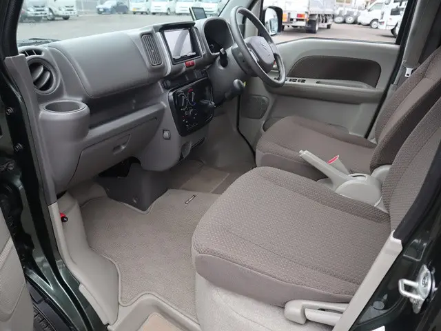 スズキ エブリイ EBD-DA17V(4WD)の写真36