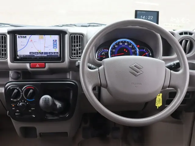 スズキ エブリイ EBD-DA17V(4WD)の写真47