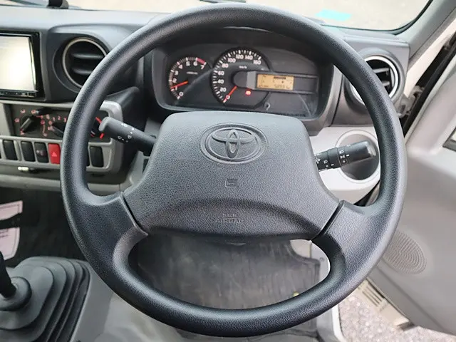 トヨタ トヨエース ABF-TRY230(2WD)の写真4