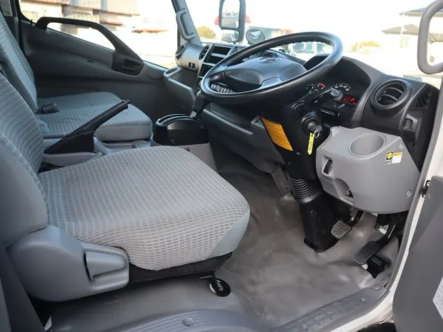 トヨタ ダイナ TPG-XZU710(2WD)の写真30