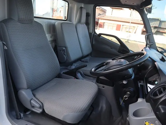 トヨタ ダイナ TPG-XZU710(2WD)の写真31